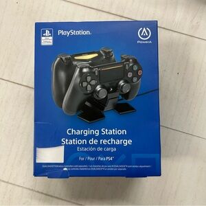 NIB UNOPENED PowerA PlayStation4 PS4 DualShock‎ Controller DUAL Charging Station